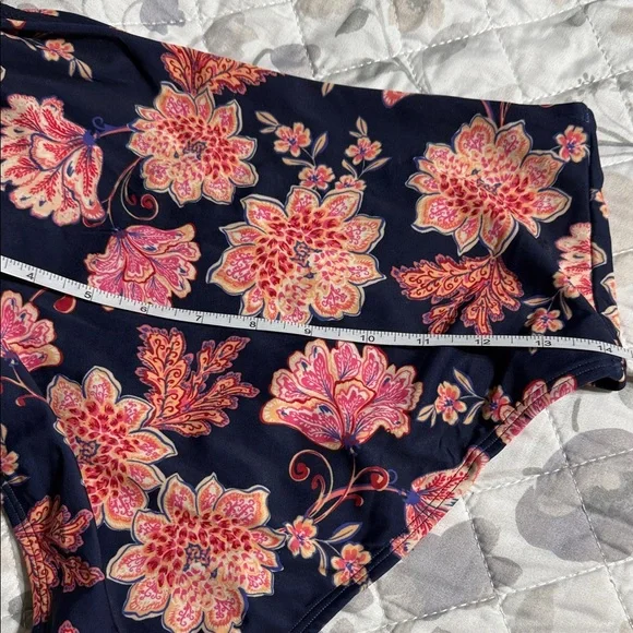 Floral High-Waisted Old Navy Bikini Bottom S - Picture 6 of 7